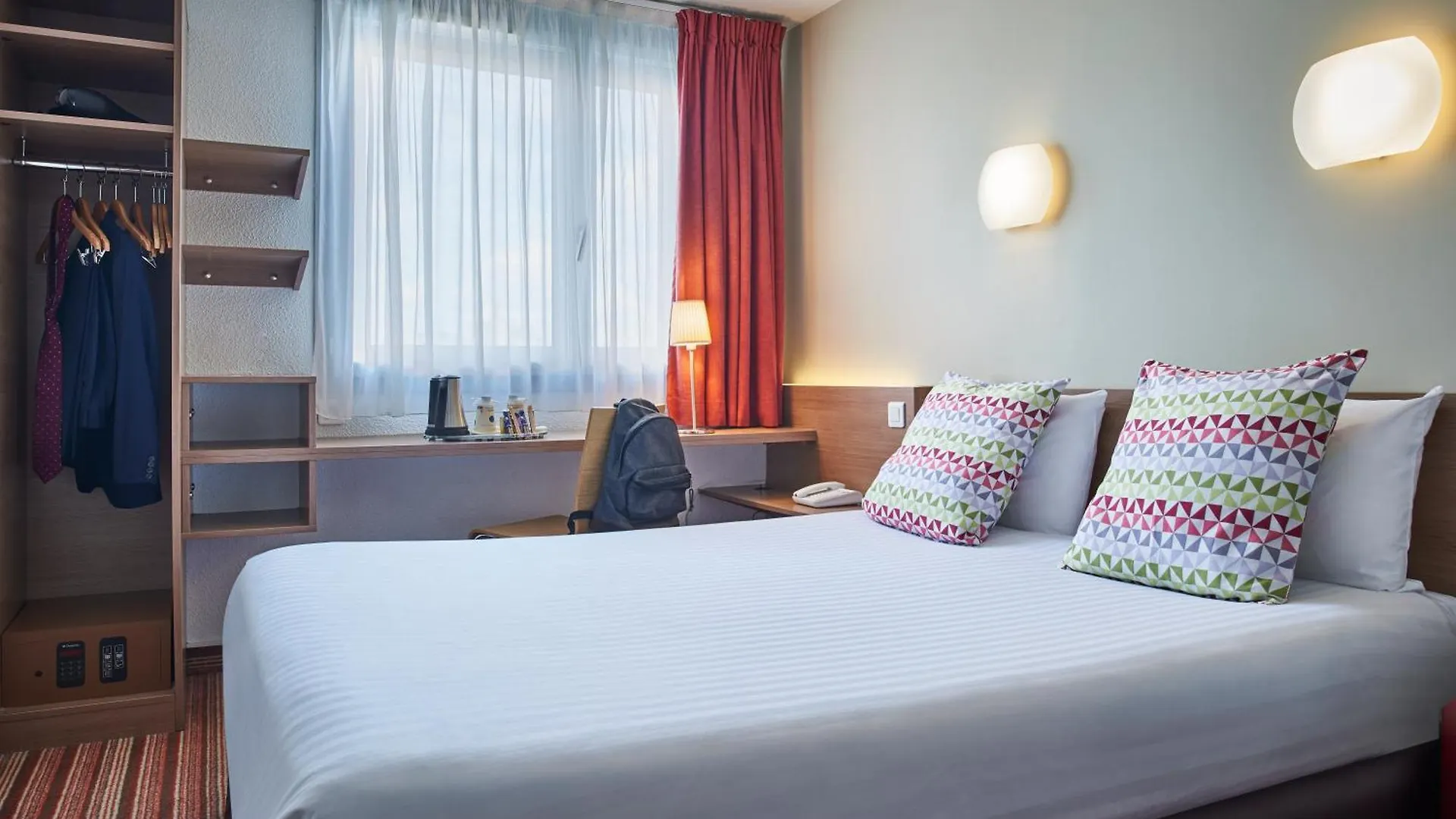 Hotel Campanile 12 - Bercy Village Paris