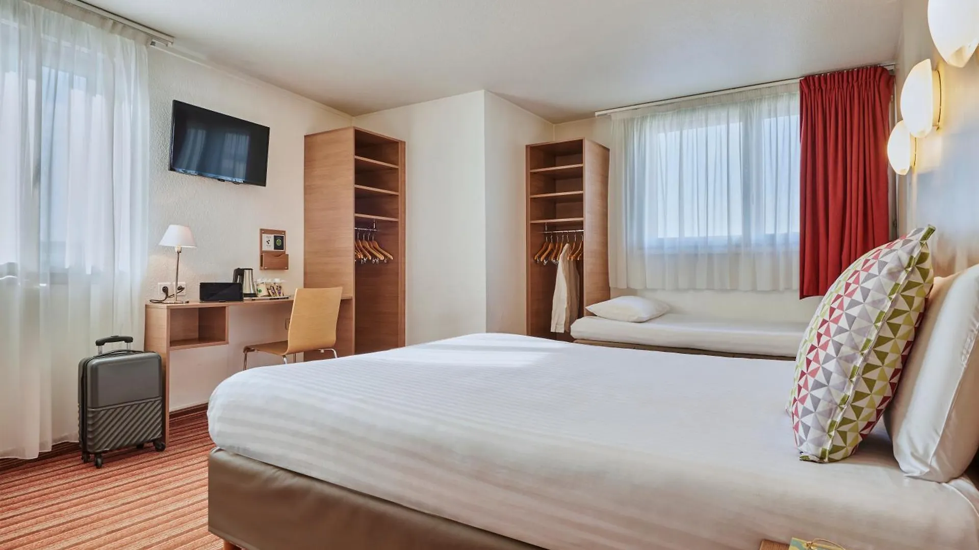 Campanile 12 - Bercy Village Hotel
