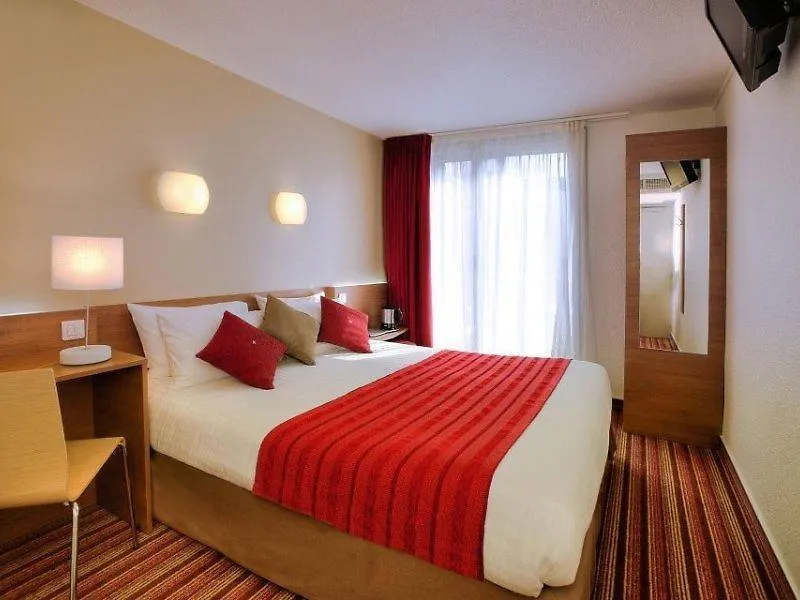 Hotel Campanile 12 - Bercy Village