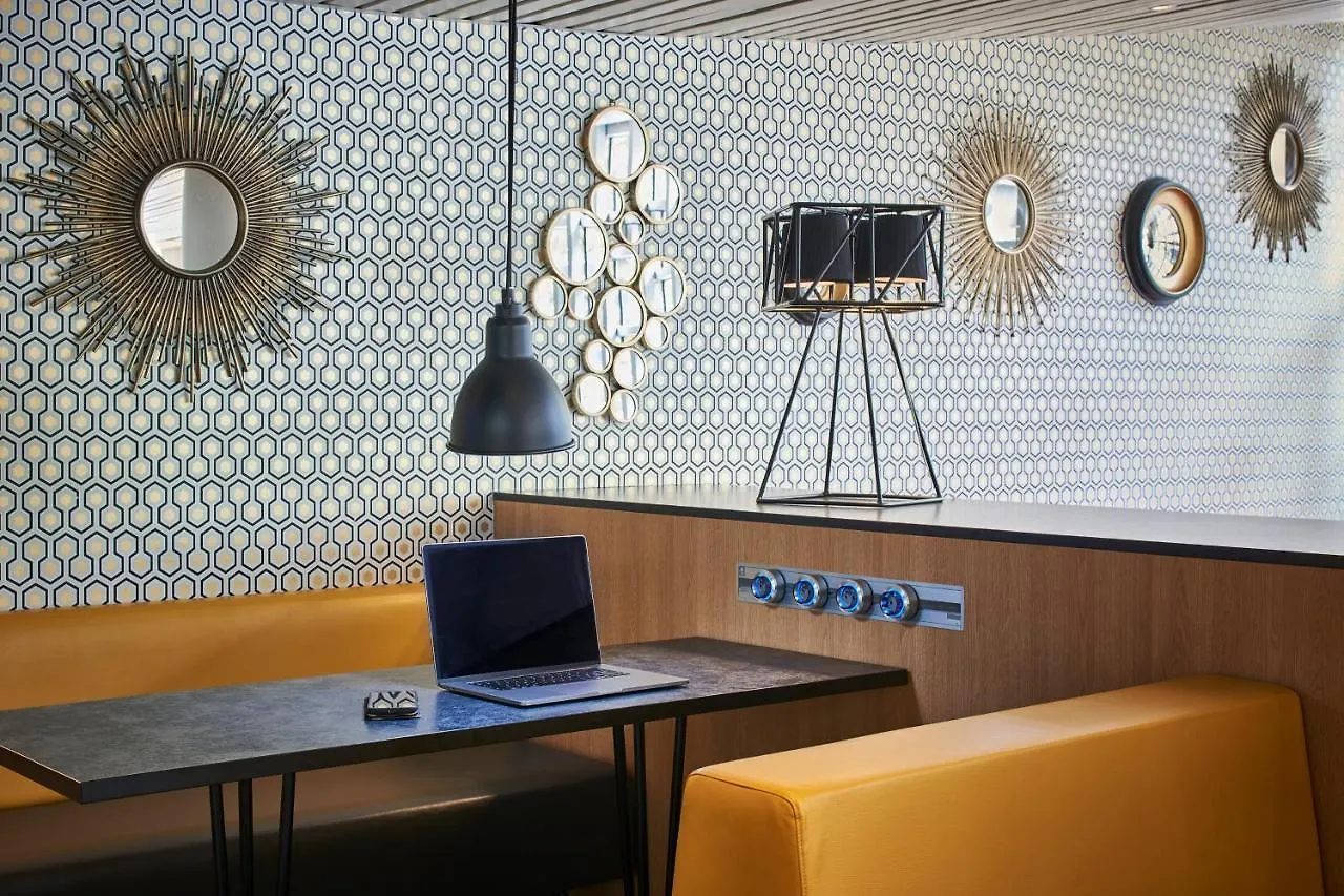 Hotel Campanile 12 - Bercy Village Parigi