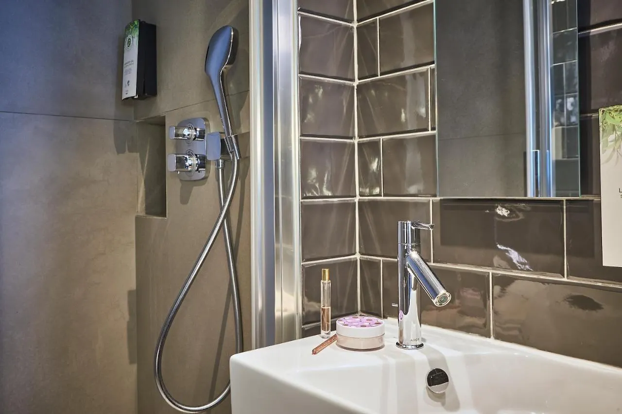 Campanile 12 - Bercy Village 3* Parigi