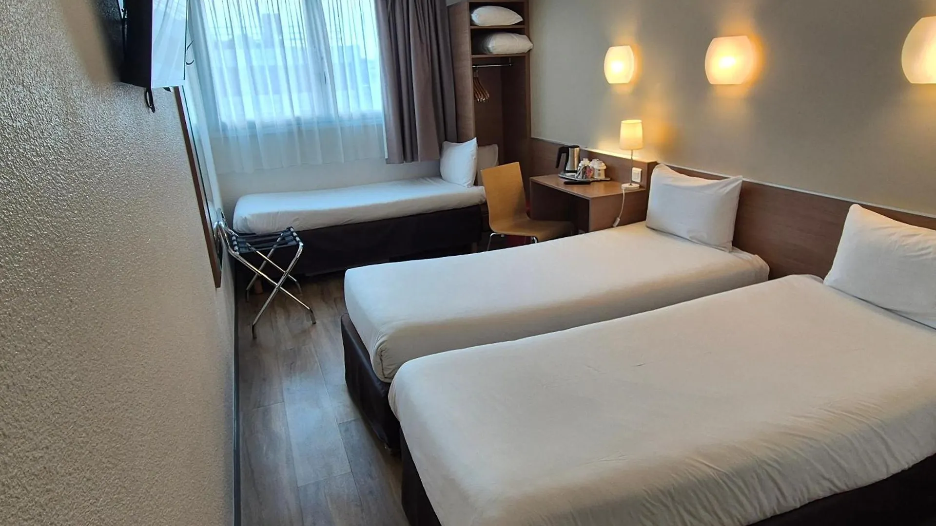 Hotel Campanile 12 - Bercy Village
